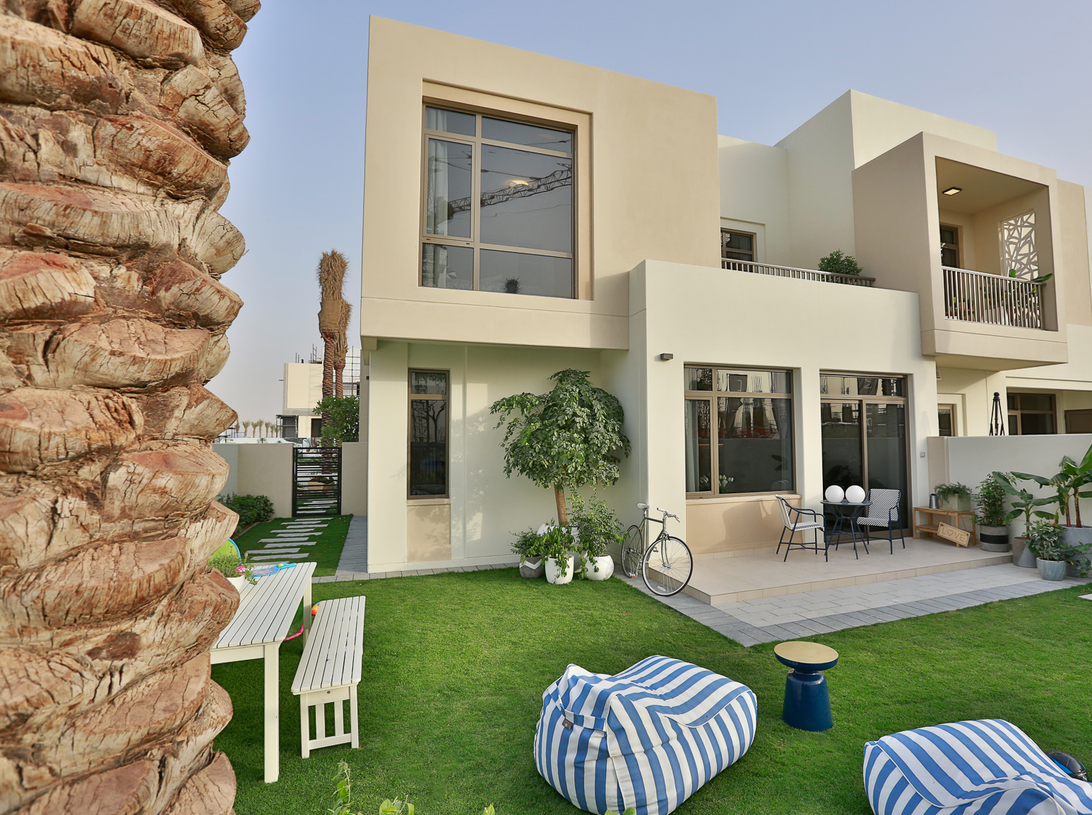 Townhouses for Rent in Dubai: The Perfect Home in the Desert Oasis